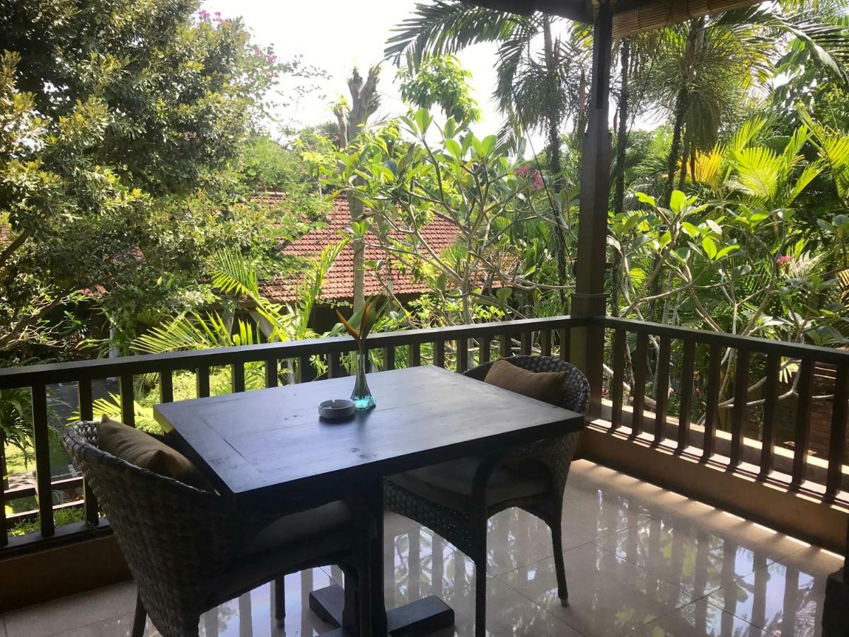 Bebek Tepi Sawah Restaurant & Villas Ubud  Exterior photo